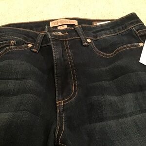 Nine West Vintage dark wash straight leg skinny size 8/29 new with tags